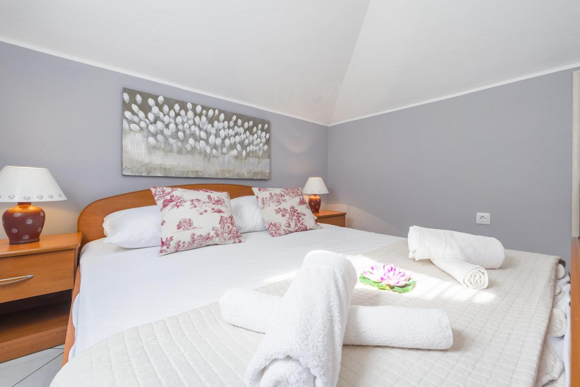 Apartments By The Sea Baska Voda, Makarska - 17570 Quarto foto