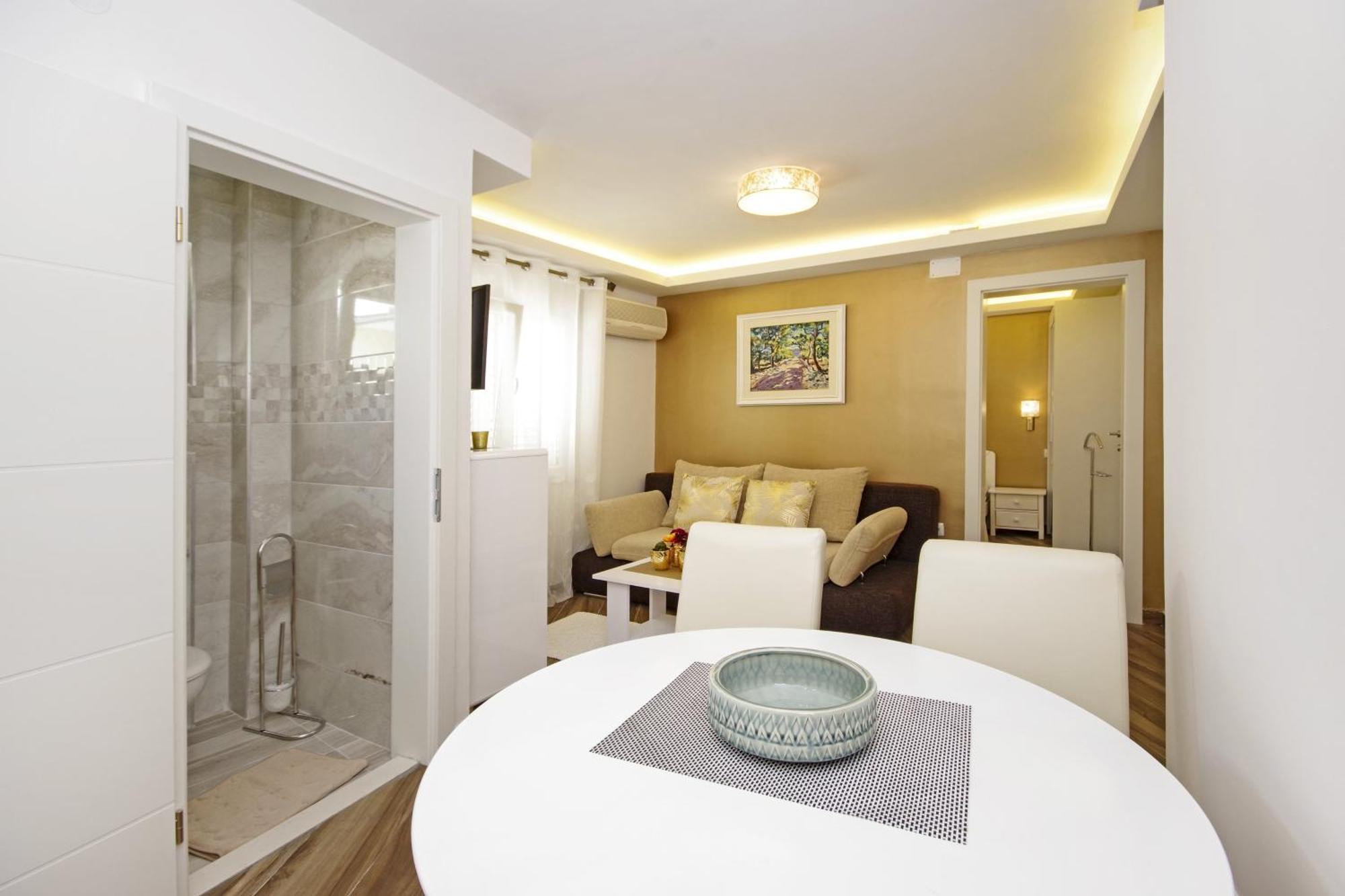 Apartments By The Sea Baska Voda, Makarska - 17570 Quarto foto