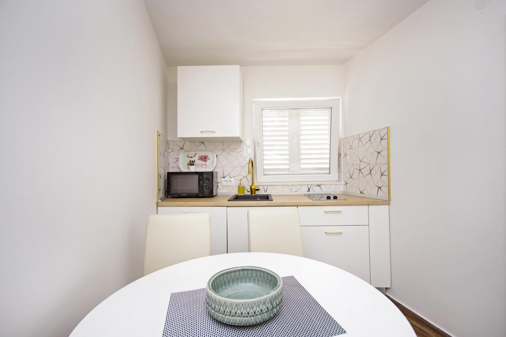 Apartments By The Sea Baska Voda, Makarska - 17570 Quarto foto